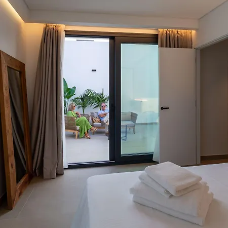 Hamus Hotel apartamentowy 4*