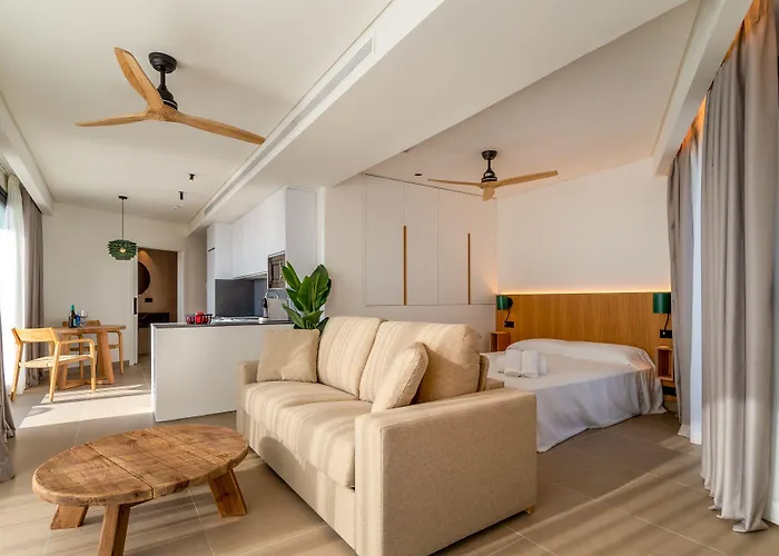 Aparthotel Hamus Conil De La Frontera