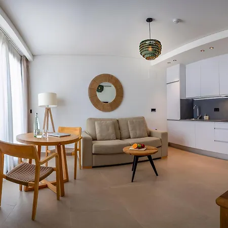 Hamus Aparthotel